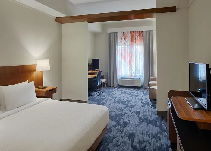 Fairfield & By Marriott Airport Columbus