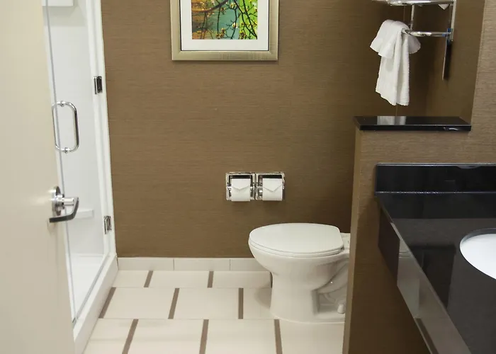 Hotel Fairfield & By Marriott Airport Columbus
