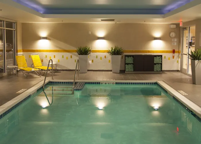 Hotel Fairfield & By Marriott Airport Columbus
