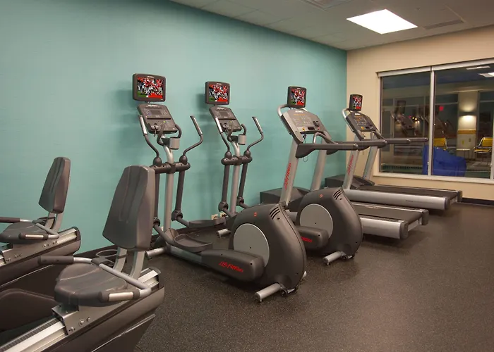 Fairfield & By Marriott Airport Hotel 3*