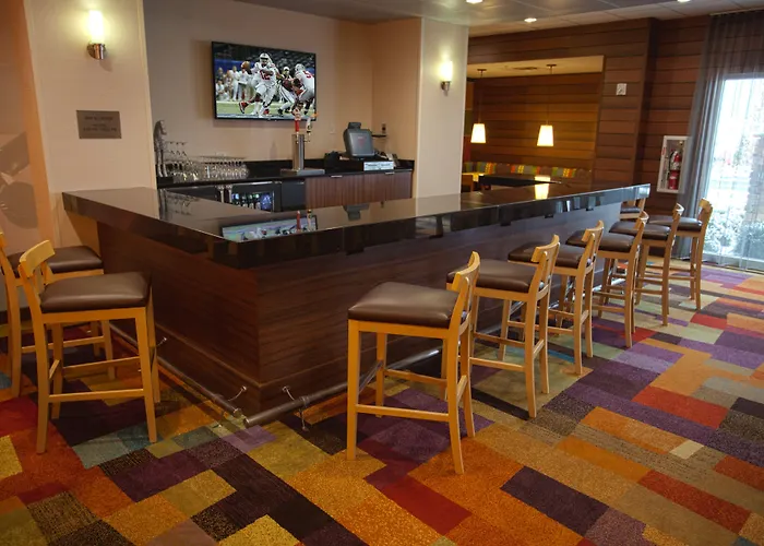 Hotel Fairfield & By Marriott Airport Columbus