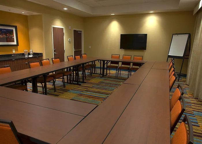Fairfield & By Marriott Airport