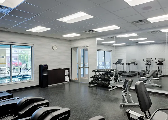 Hotel Fairfield & By Marriott Airport Columbus
