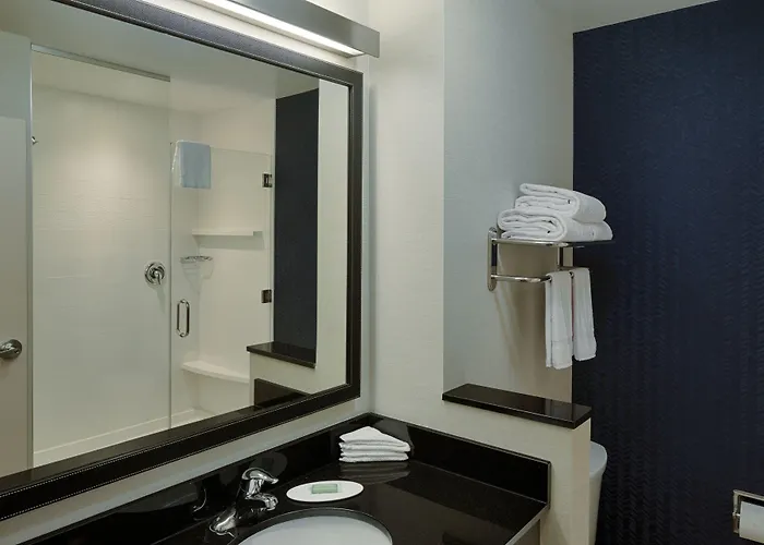 Fairfield & By Marriott Airport