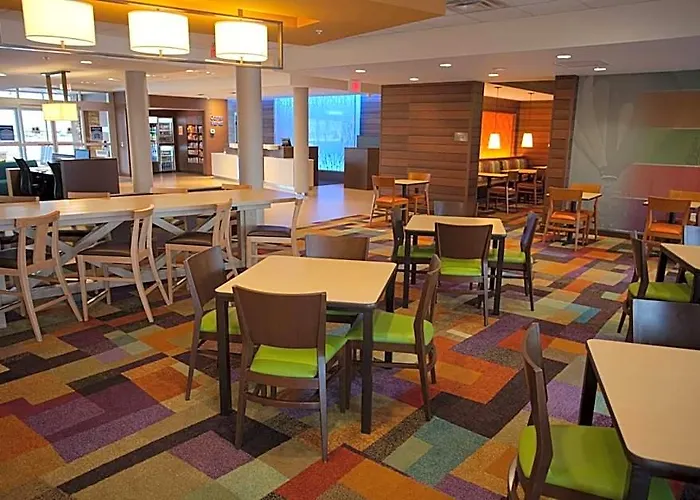 Fairfield & By Marriott Airport